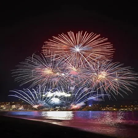 Seaside Bliss With Port Views Apartment Blanes
